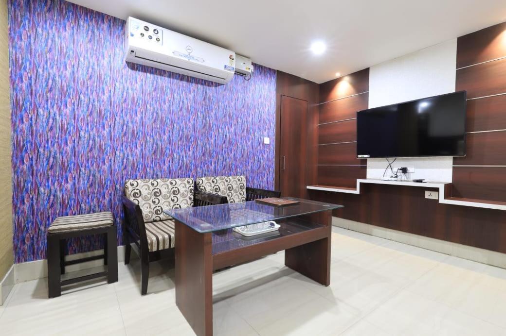 Hotel Rashmi Guwahati Exterior foto