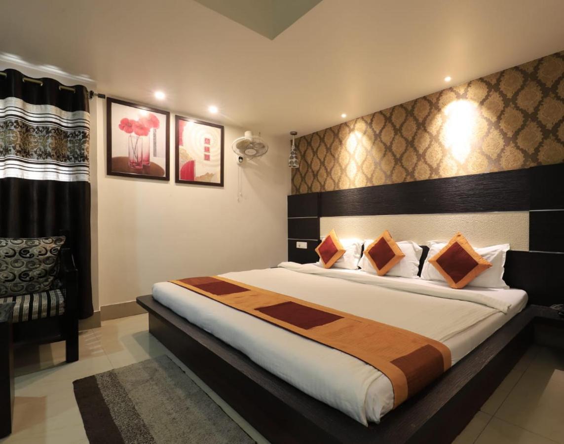 Hotel Rashmi Guwahati Exterior foto